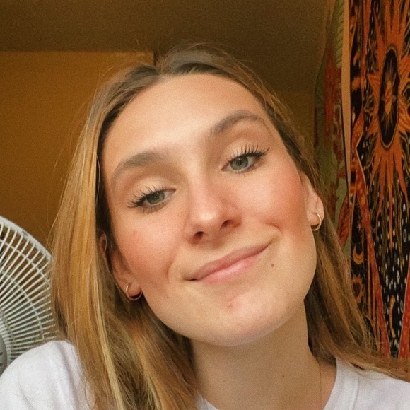 Meet your Posher, Sophia - Picture 1 of 1